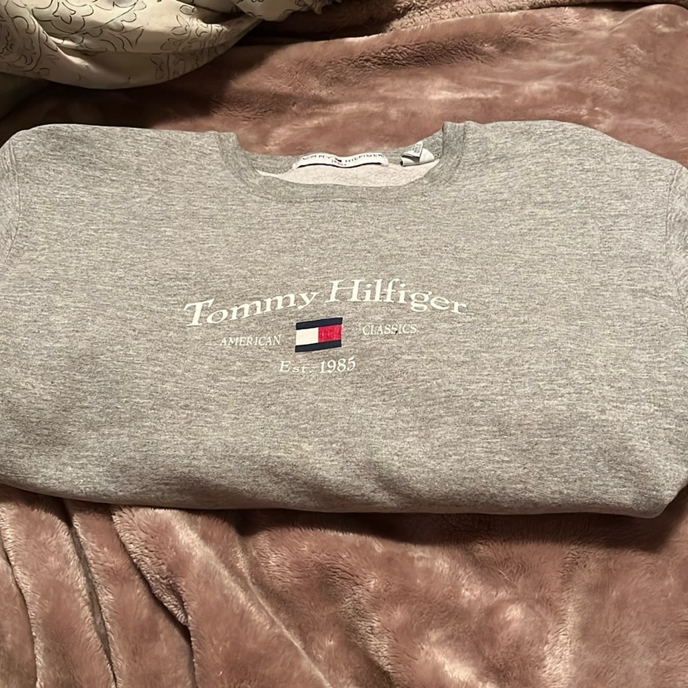 Tommy Hilfiger crew neck…